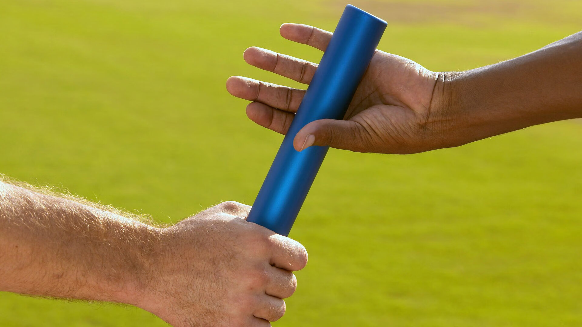 F1圣保罗大奖赛即将开幕：维斯塔潘卫冕战再启，勒克莱尔喜迎双喜冲冠！